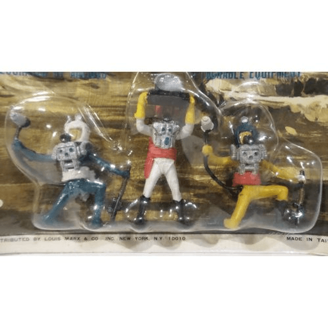 Apollo space station astronaut figure set made by MARX 