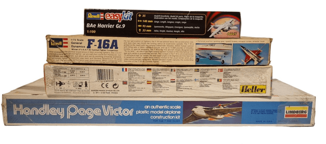 BAe Harrier, F-16A, SAAB Lansen A/S 32, Handley Page Victor model kits