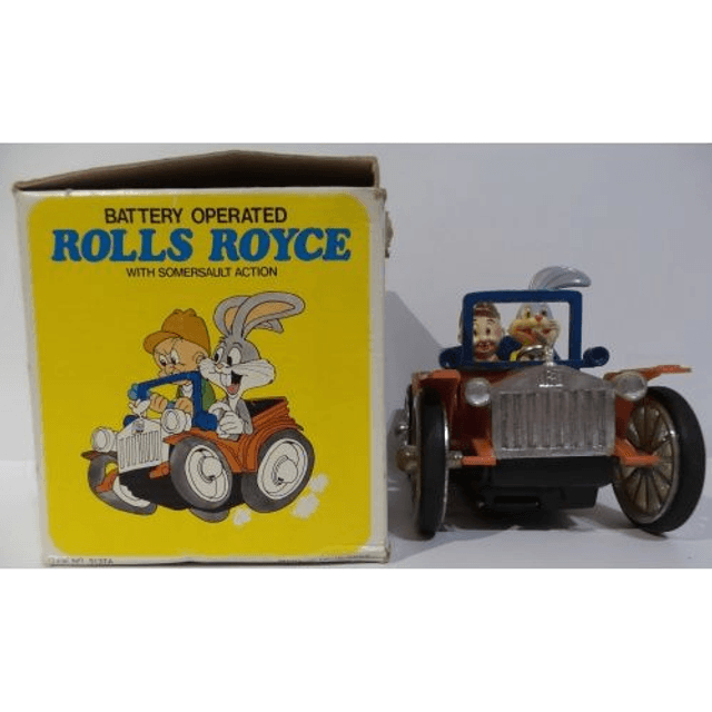 Bugs Bunny and Elmer fudd in Rolls Royce model 