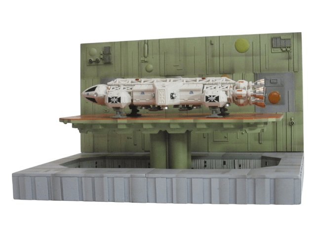 Mini lift diorama