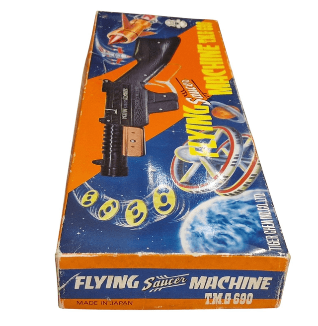 Flying saucer machine T.M.G 690